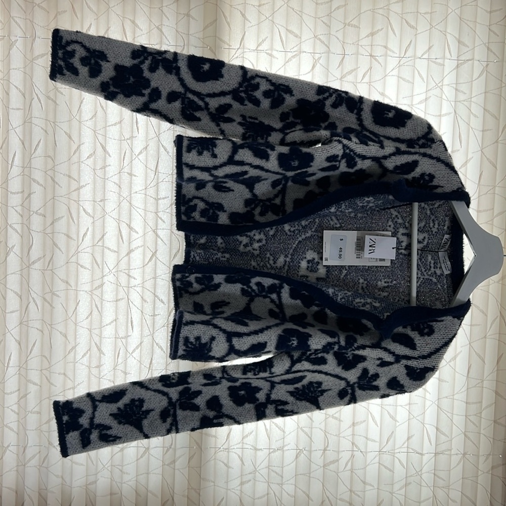 Zara Cardigan Sz Small